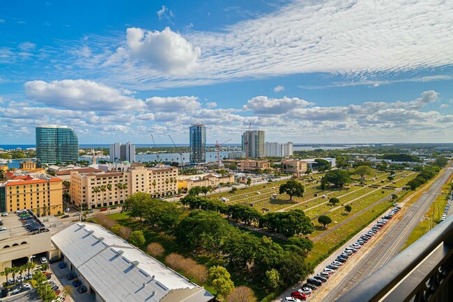 Foto del edificio - 550 Okeechobee Blvd