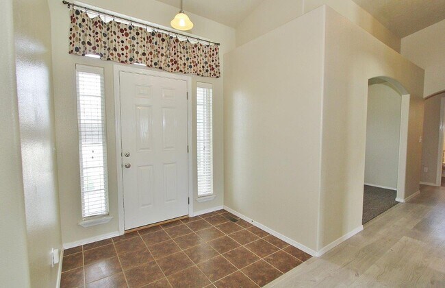 Foto del edificio - 9138 S Red Delicious Ave