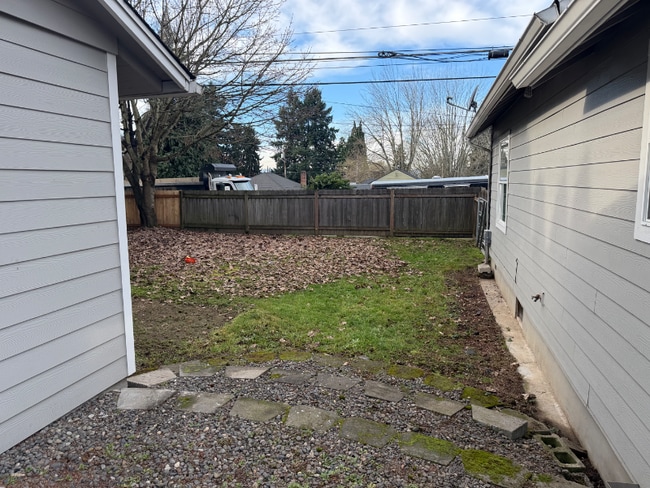 Foto del edificio - 3015 Fruit Valley Rd