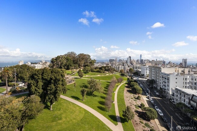 Foto del edificio - 2200 Sacramento St