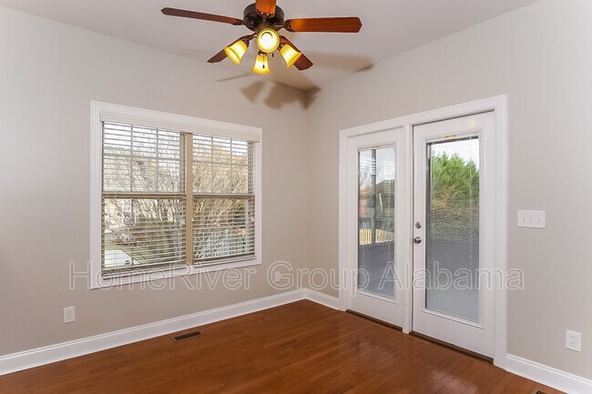 Building Photo - 4502 Stone Park Cir SE