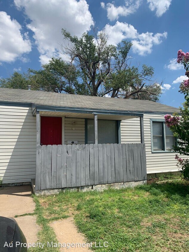 2 br, 1 bath House 1609 S LA SALLE ST House for Rent in Amarillo