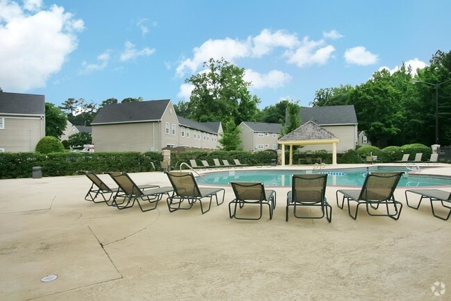 Pool - Cumberland Pointe
