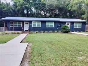 Building Photo - 25405 Colmar Ave