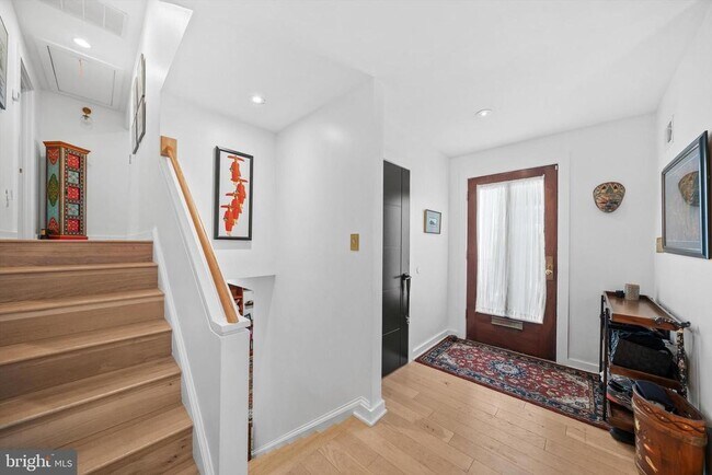 Foto del edificio - 4214 50th St NW