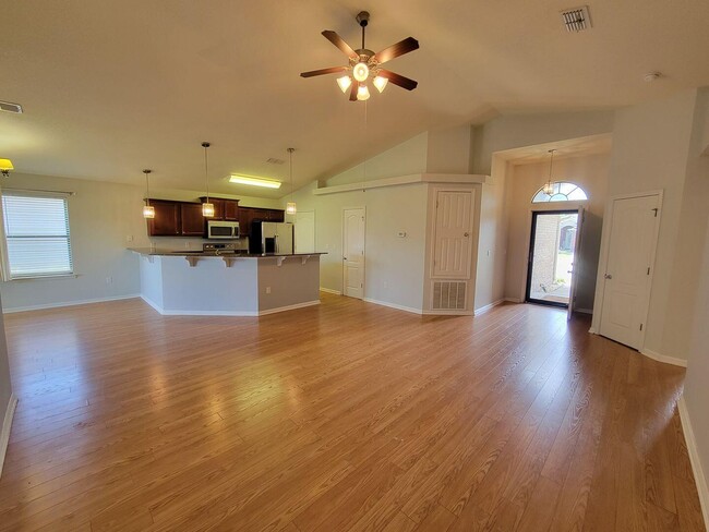 Building Photo - 1934 Catline Cir
