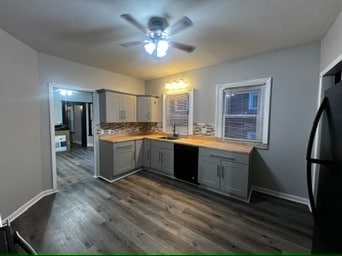 Photo - 351 Willow St (Waterbury, CT) Apartment