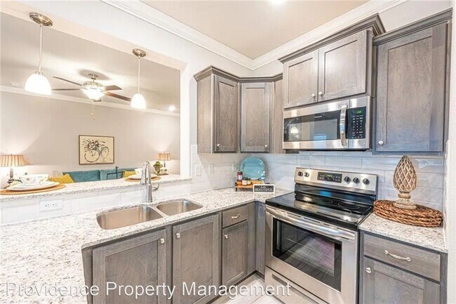 Foto del edificio - 3 br, 2 bath House - 4339 W Topeka Ave