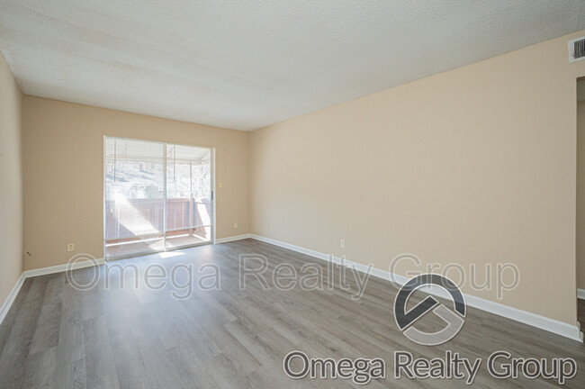 Foto del edificio - 425 Oakwood Ave