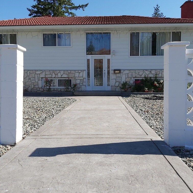 Photo principale - 1112 Sprice Av