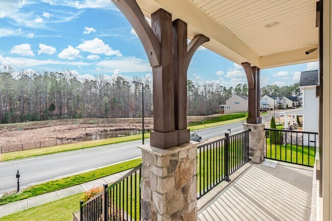 Building Photo - Gorgeous single-family home in Woodcroft: ...
