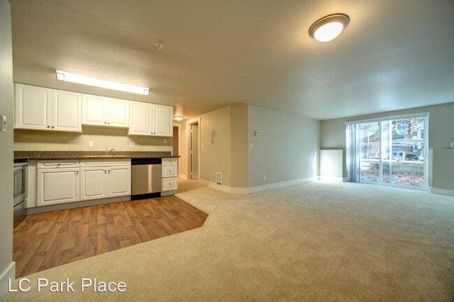 Building Photo - 11038 Lake City Way NE
