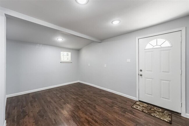 Foto del edificio - 505 Park Ln