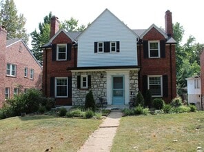 Building Photo - 7924 Delmar Blvd