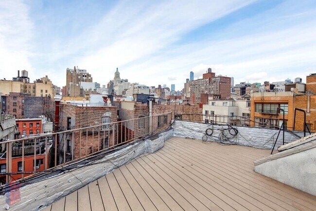 Foto del edificio - 410 E 13th St
