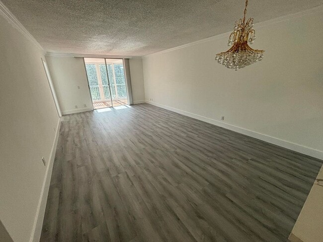 Foto del edificio - 5961 NW 2nd Ave