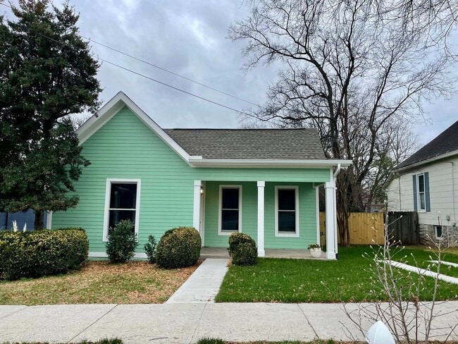 Photo - 323 50th Ave N House