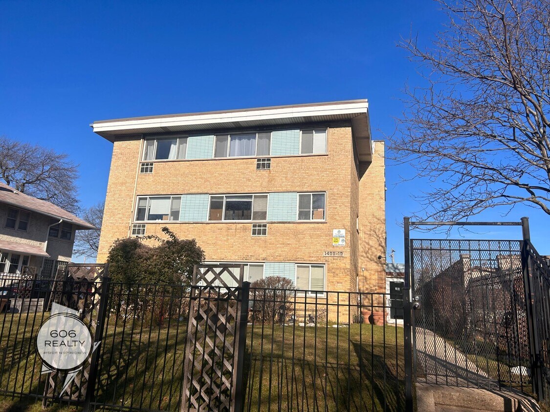 Building Photo - 1410 W Juneway Terrace