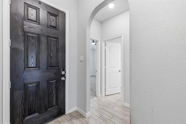 Building Photo - 6204 Thunderwing Dr