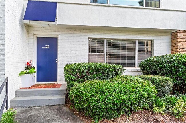 Foto del edificio - 2250 Cheshire Bridge Rd NE