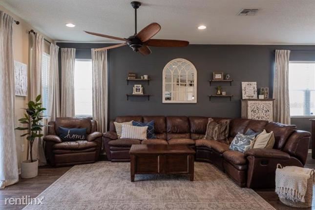Building Photo - 4 br, 2 bath House - 555 Bottlebrush Loop