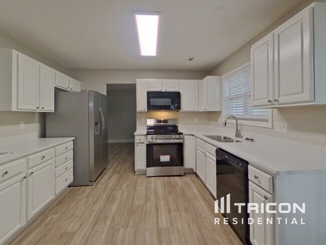 Foto del edificio - 3453 Sunset Rd