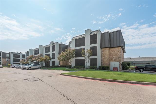 Building Photo - 11460 Audelia Rd