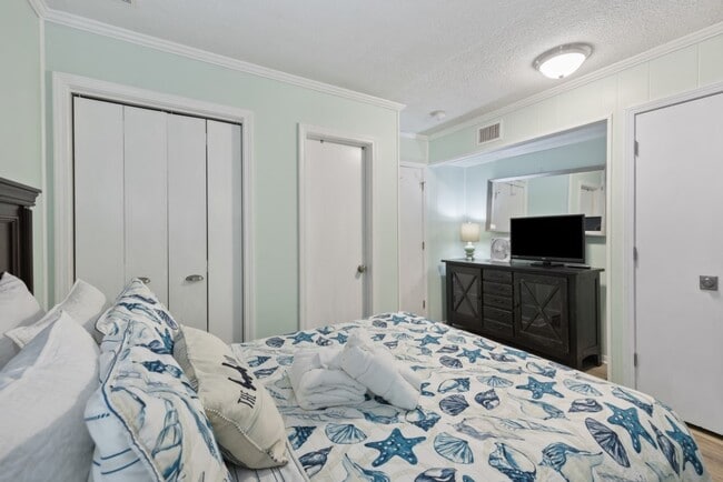 Foto del edificio - 40 Folly Field Rd