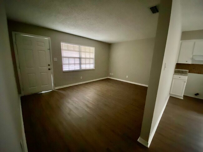 Foto del edificio - 4131 Hancock Ave SE