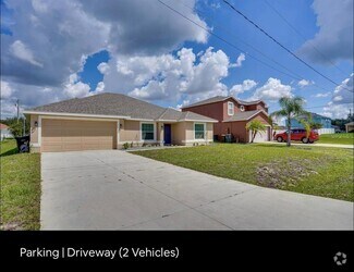 Building Photo - 303 Shad Way