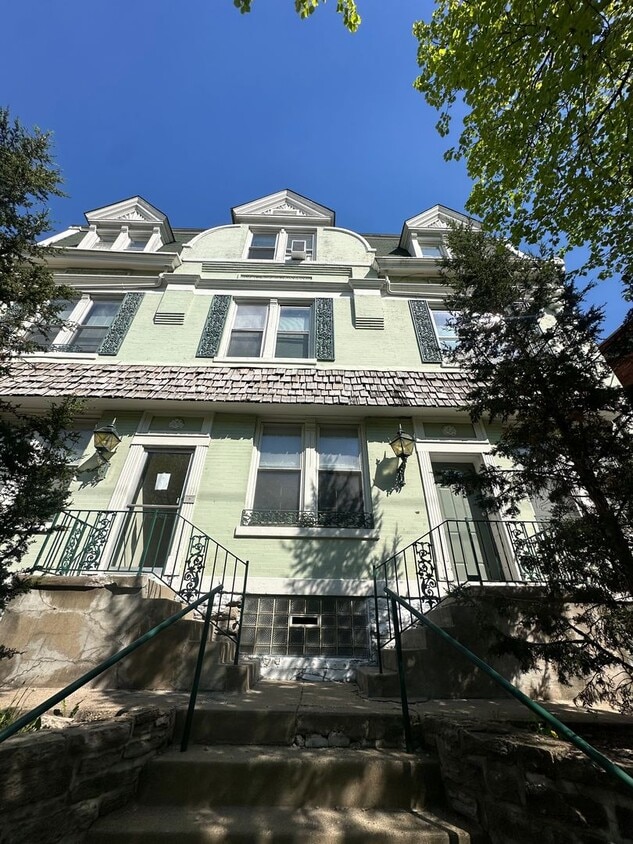 2810-2812 Jefferson Ave - 2810-2812 Jefferson Ave