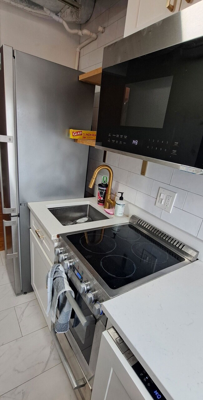 Foto del edificio - 464 Commonwealth Ave