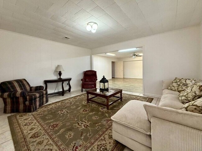 Foto del edificio - 3580 US-80