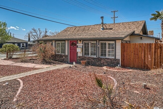 Building Photo - 536 Avenue L