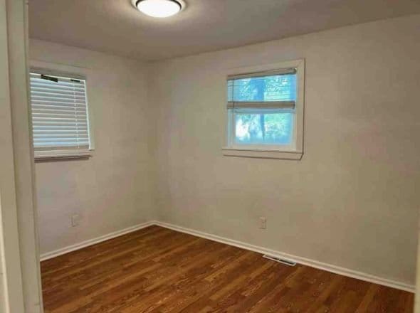 Building Photo - 1021 E Orman Ave