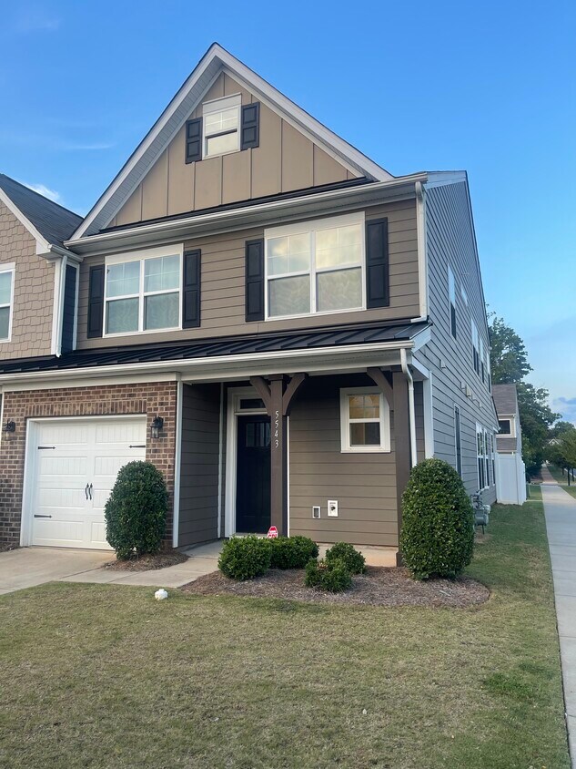 Foto principal - 5543 Harris Cove Dr