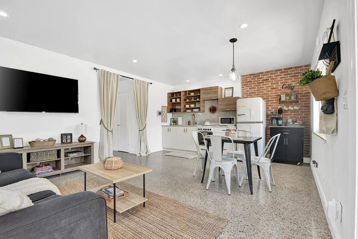 Foto principal - 430 N K St
