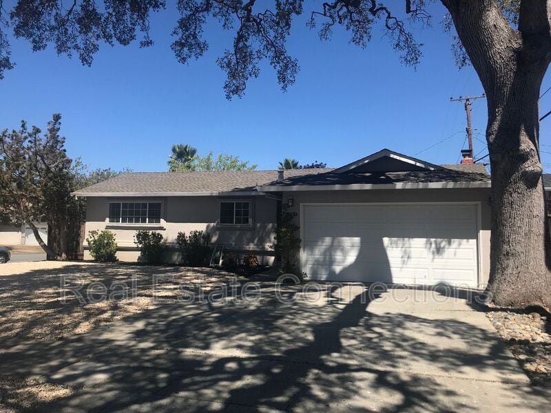 1721 Hydrangea Ln, San Jose, CA 95124 House Rental in San Jose, CA
