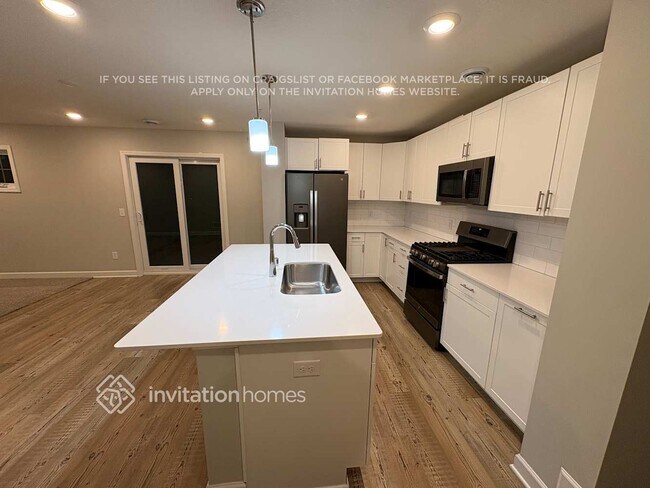 Foto del edificio - 10936 Zest St NE