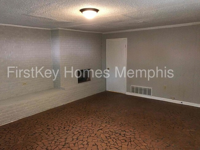 Foto del edificio - 1833 Gregory Ave