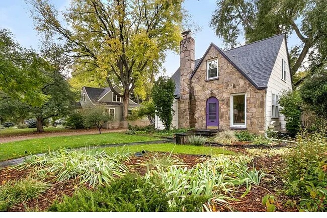 Foto del edificio - 917 W Magnolia St