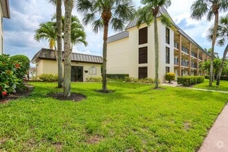 Building Photo - 1024 Manatee Rd