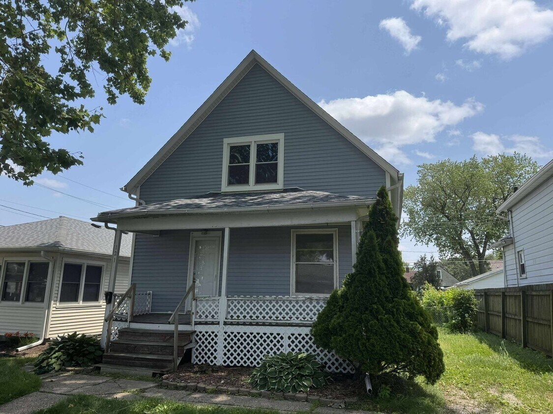 Foto principal - Spacious 2-bedroom Home!