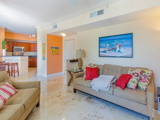 Building Photo - 9172 Collins Ave