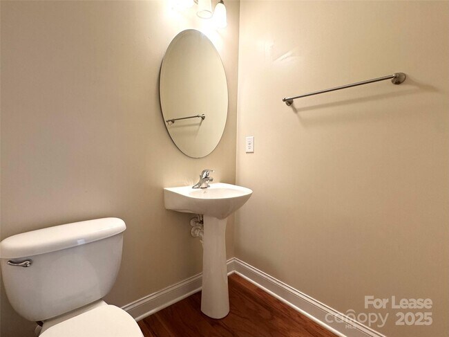 Foto del edificio - 6532 Fieldstone Manor Dr