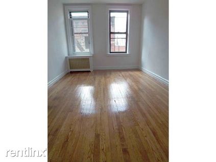 Foto del edificio - 446 Saint Nicholas Ave