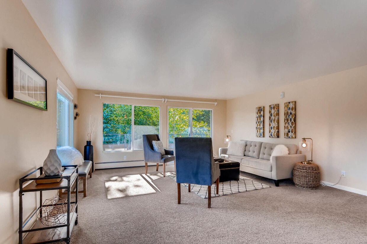 living room - 3221 S 208th St
