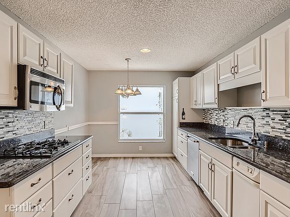 Foto del edificio - 3 br, 2 bath House - 1331 Augustine Drive