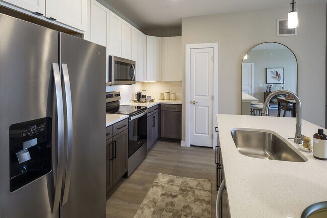 Building Photo - Special Offer – 4 Weeks Free + Only $99 to Start!