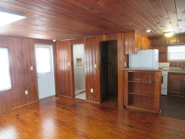 Foto del edificio - 3591 Gibbs Rd